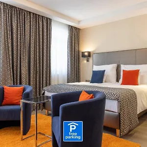 Silver Crown & Residence, Palace Quarter ホテル
