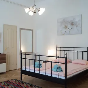 Friendly In The Center Apartament