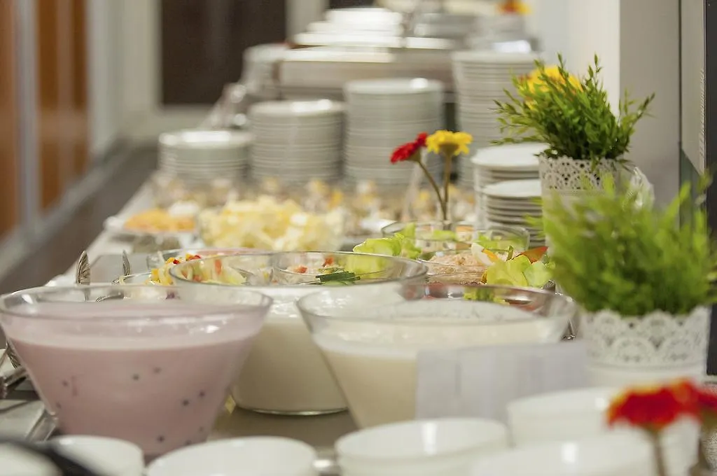Hotel Berlin Budapeszt 3*,  Węgry